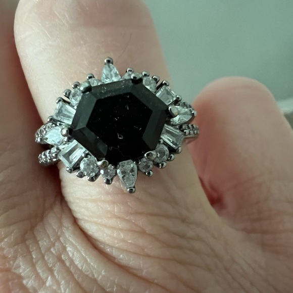 Bomb Party Jewelry - NWOT Sophisticated Black and Silver Women's Ring